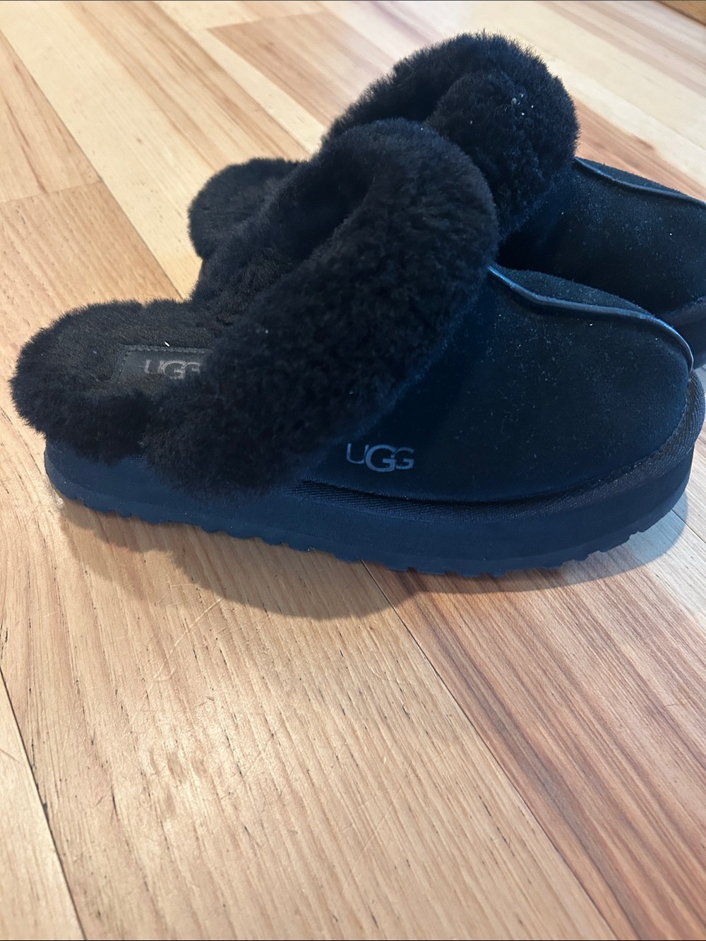 UGG platform Black Shearling-Lined Slip-On Slippers
